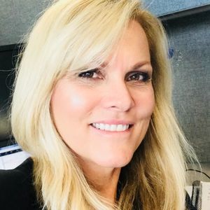 Meet your Posher, Monica